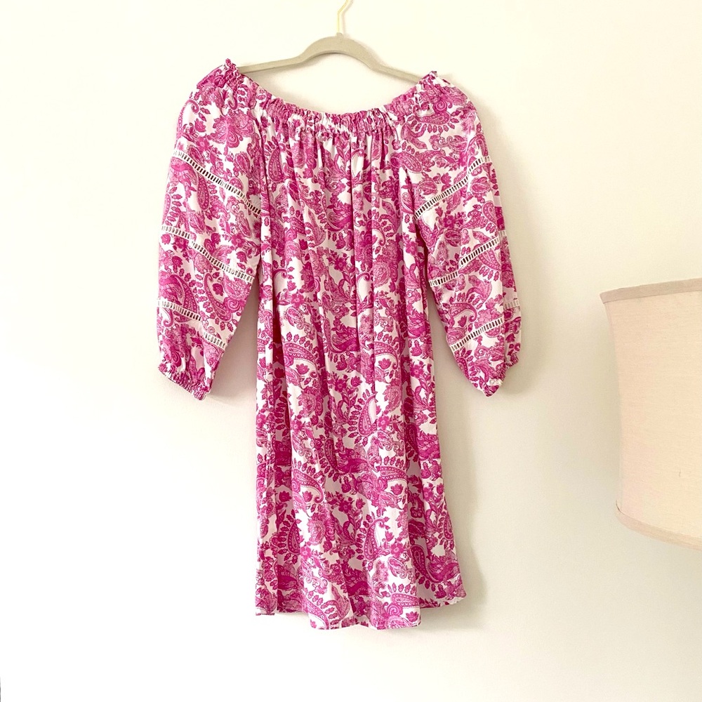 Stella Parker Pink paisley dress Sz S.
